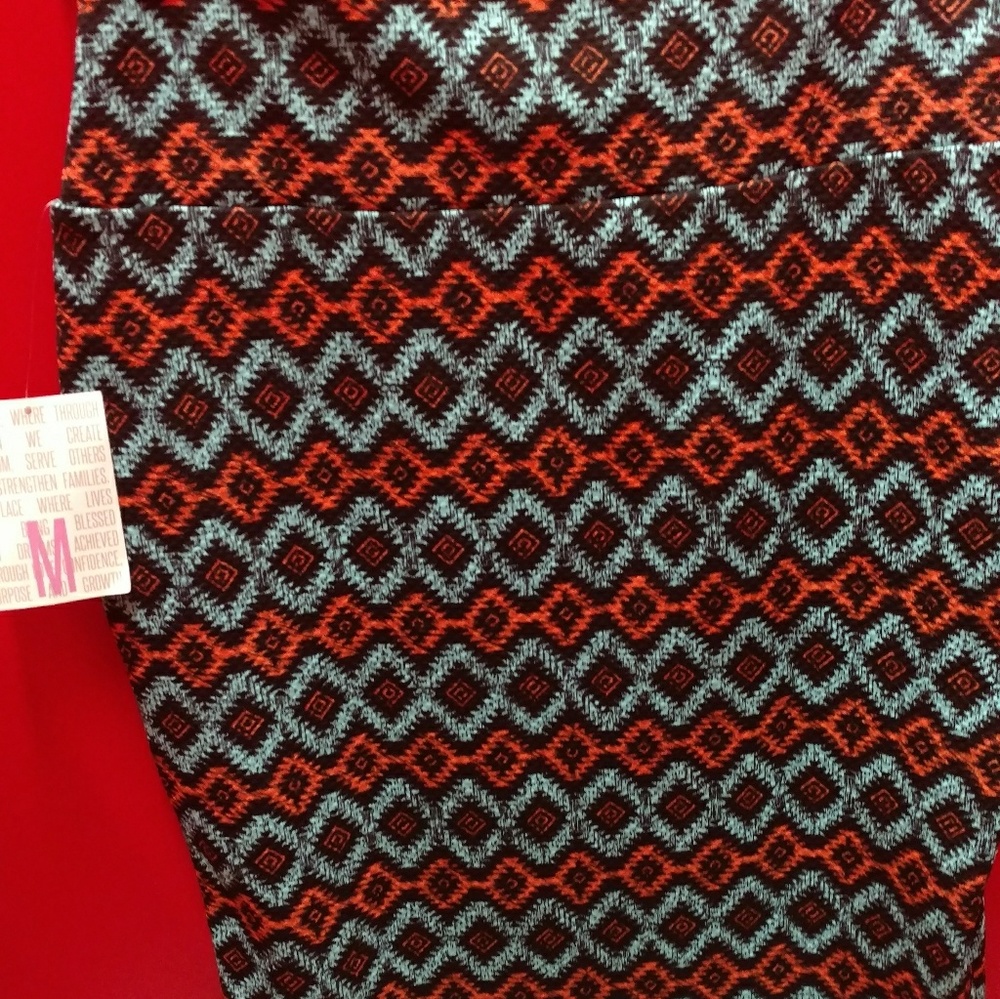 NWT Lularoe Cassie